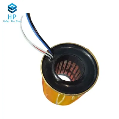 ¿Cómo afecta el material de encapsulación a la flexibilidad de la bobina?